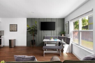 1201 Southport Dr in Austin, TX - Building Photo - Building Photo