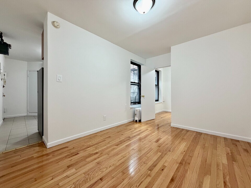 401 E 68th St in New York, NY - Foto de edificio