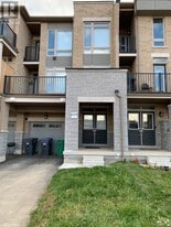 60 Donald Ficht Cres in Brampton, ON - Building Photo