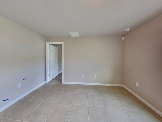 3522 Gillot Blvd in Port Charlotte, FL - Foto de edificio - Building Photo