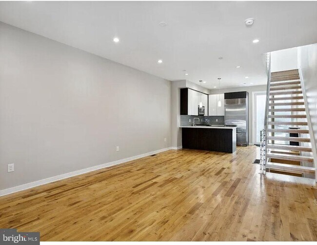 2310 Naudain St in Philadelphia, PA - Building Photo - Building Photo