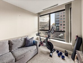 610 Main St in Buffalo, NY - Building Photo - Building Photo