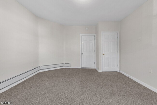 139 S 8th St in Newark, NJ - Building Photo - Building Photo
