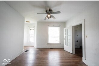 4626 E Washington St in Indianapolis, IN - Building Photo - Building Photo