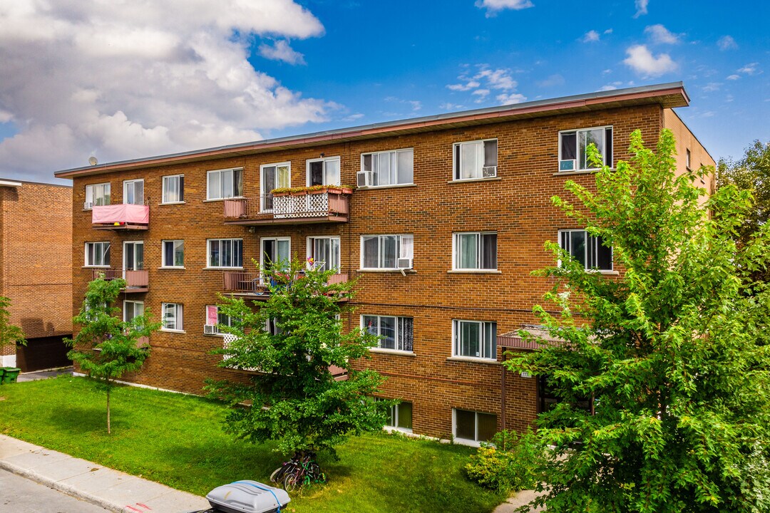7770 Trémolières Av in Montréal, QC - Building Photo