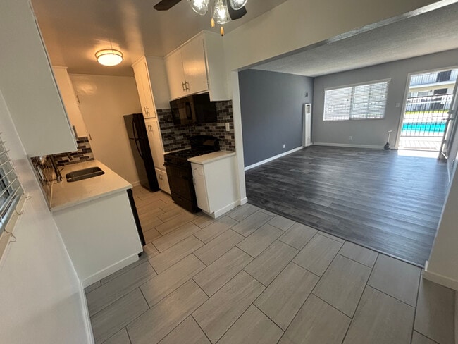 3313 Artesia Blvd in Torrance, CA - Building Photo - Building Photo