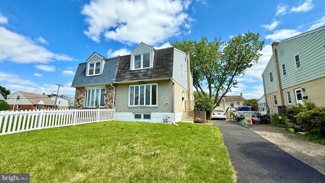 property at 4 Collier Cir