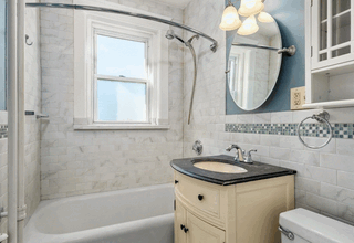 1607 Commonwealth Ave in Boston, MA - Building Photo - Building Photo