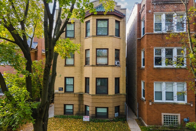 2133 W Giddings St, Unit 2131-1A