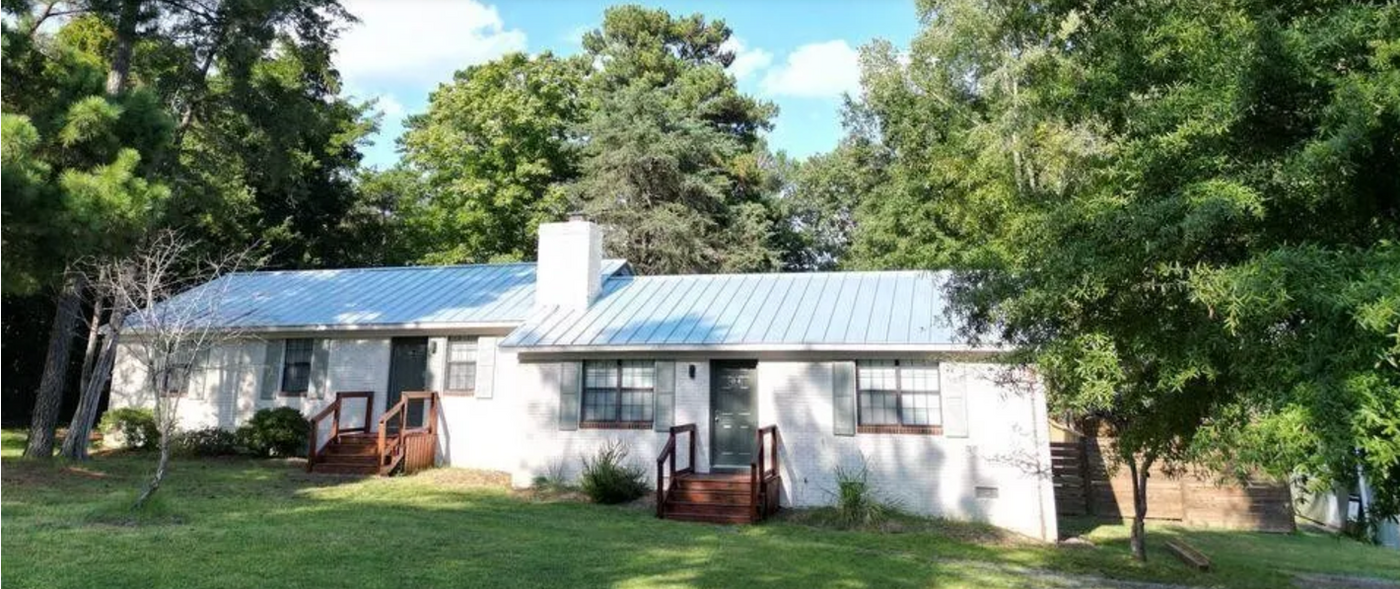 101 Forsyth Dr in Chapel Hill, NC - Building Photo