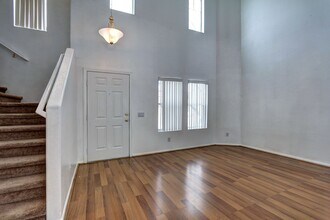 5332 N Carlsbad Heights St in North Las Vegas, NV - Building Photo - Building Photo