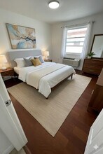 2460 SW 36th Ave in Miami, FL - Building Photo - Building Photo