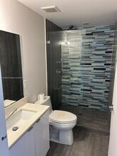 801 15th St, Unit 206 in Miami Beach, FL - Building Photo - Building Photo