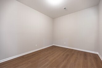 5699 Roy's Ridge in Loves Park, IL - Building Photo - Building Photo