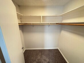 4300 N Lamont St in Las Vegas, NV - Building Photo - Building Photo