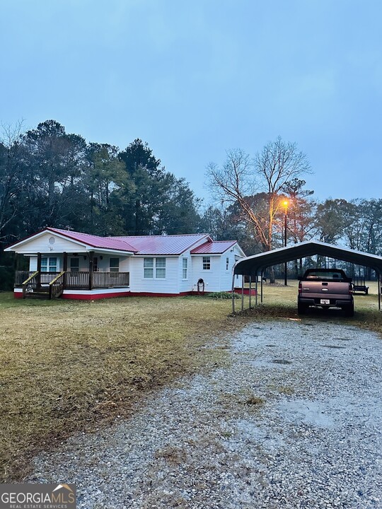 442 US-41 in Barnesville, GA - Building Photo