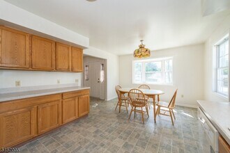 596 Main St in Little Falls, NJ - Building Photo - Building Photo