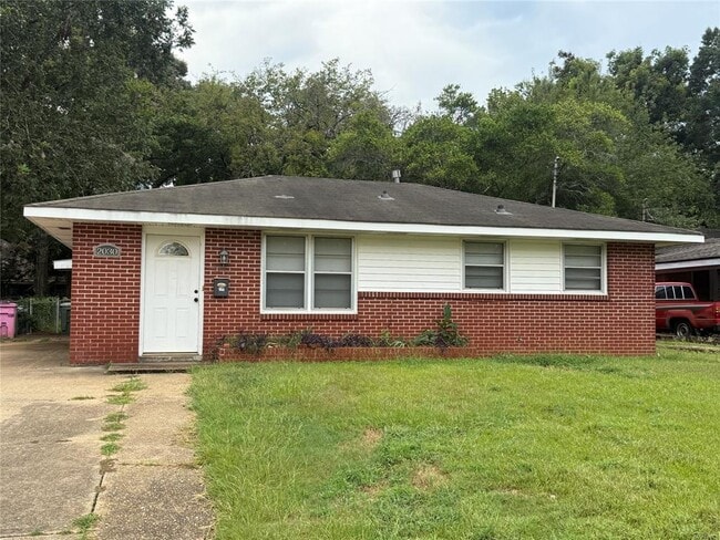 property at 2030 Windsor Ave