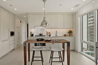 334 N Union Ave in Chicago, IL - Building Photo - Building Photo