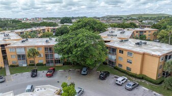 4334 NW 9th Ave in Pompano Beach, FL - Building Photo