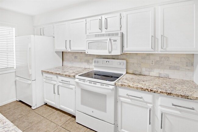 1500 Sandy Springs Rd