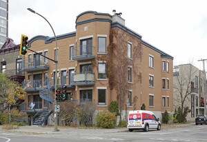 1153-1159 Rachel E in Montréal, QC - Building Photo