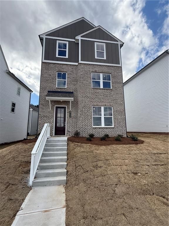 property at 2711 Valley Ln NE