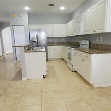 2914 NE 1st Dr in Homestead, FL - Building Photo - Building Photo