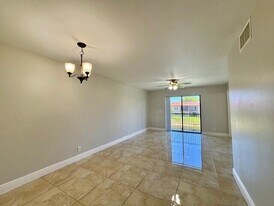21905 Lake Forest Cir, Unit 204 in Boca Raton, FL - Building Photo