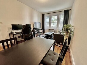 76 Martin St, Unit 6 in Cambridge, MA - Foto de edificio - Building Photo