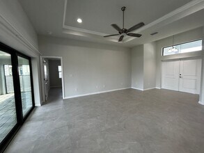 1626 NW 42nd Pl in Cape Coral, FL - Building Photo - Building Photo