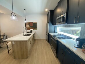 8309-8387 87 St NW in Edmonton, AB - Building Photo - Building Photo