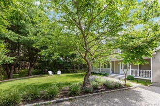 167 Tuckahoe Ln in Southampton, NY - Building Photo - Building Photo