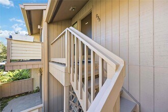 1626 Brookhouse Dr, Unit BR235 in Sarasota, FL - Building Photo - Building Photo