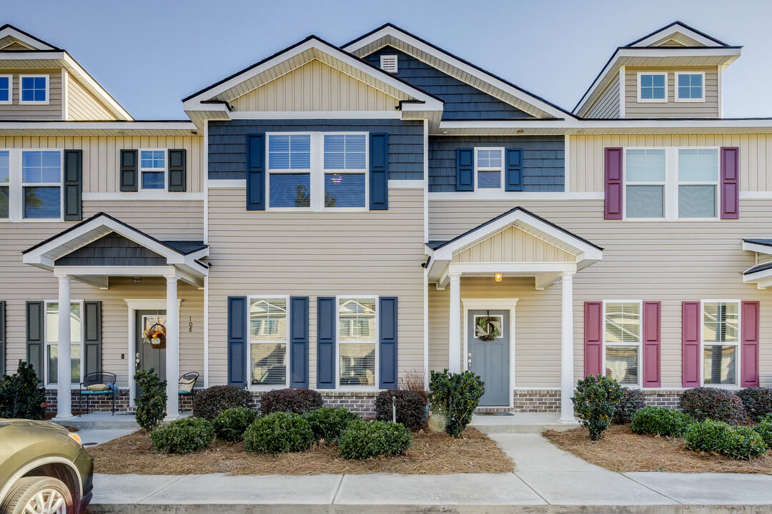 106 Reese Way in Savannah, GA - Building Photo