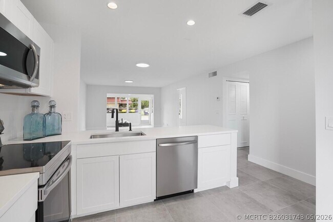 property at 737 Nantucket Cir