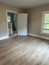 526 Beech St in Lansing, MI - Building Photo - Building Photo