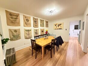 3349 W Eastwood Ave in Chicago, IL - Foto de edificio - Building Photo