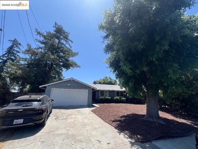 35 Baylor Ln in Pleasant Hill, CA - Building Photo - Building Photo