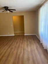1913 Strickland Rd in Neptune Beach, FL - Building Photo - Building Photo