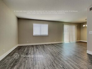 8229 Hercules Dr in Las Vegas, NV - Building Photo - Building Photo