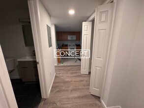 24 Queensberry St in Boston, MA - Foto de edificio - Building Photo