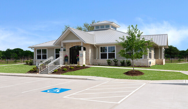 The Pointe at Crestmont in Houston, TX - Building Photo - Building Photo