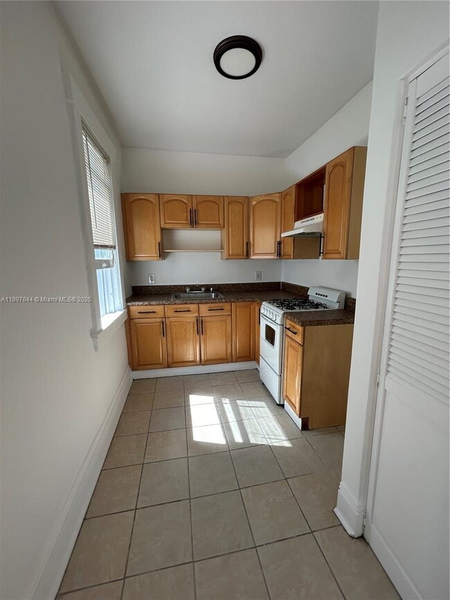 property at 529 NE 66th St