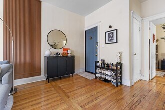 242 S Huntington Ave in Boston, MA - Building Photo - Building Photo