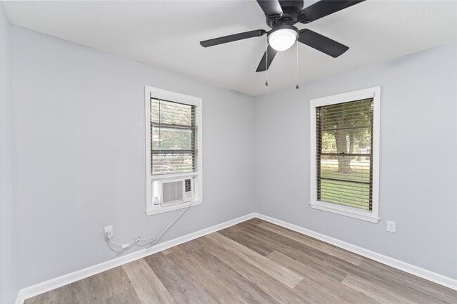 property at 9946 Algiers Rd