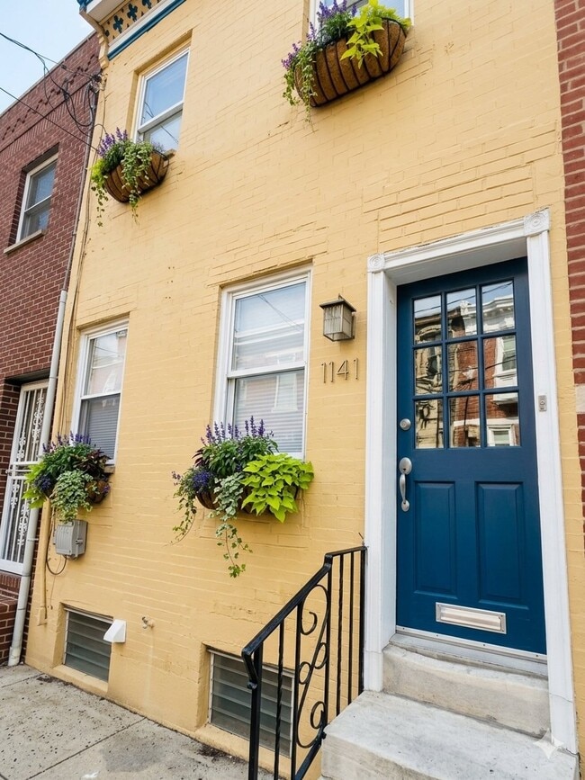 1141 Cantrell St in Philadelphia, PA - Foto de edificio - Building Photo