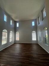 1504 Vandagriff Way in Corona, CA - Building Photo - Building Photo