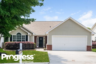 1790 Courtyard Ln in Mcdonough, GA - Building Photo