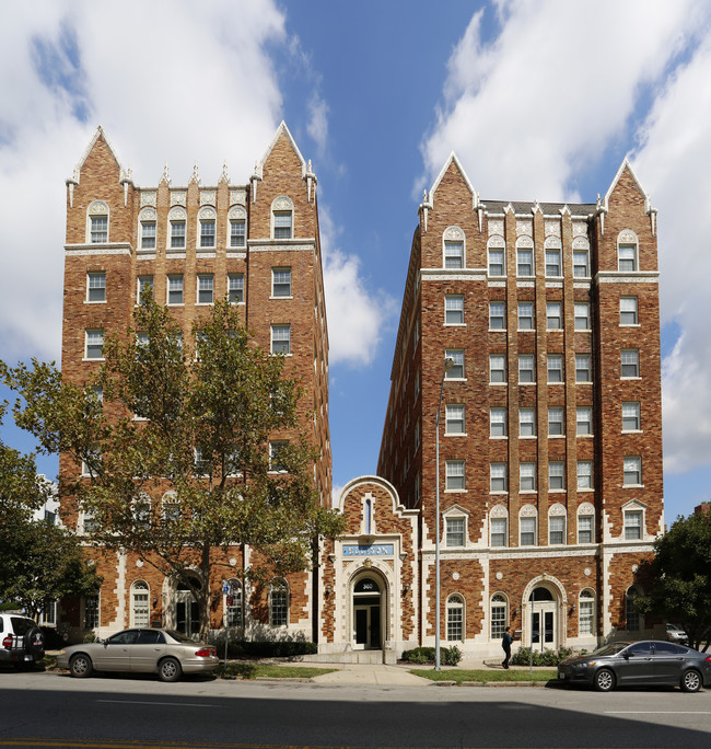 Ellison Apartments in Kansas City, MO - Foto de edificio - Building Photo